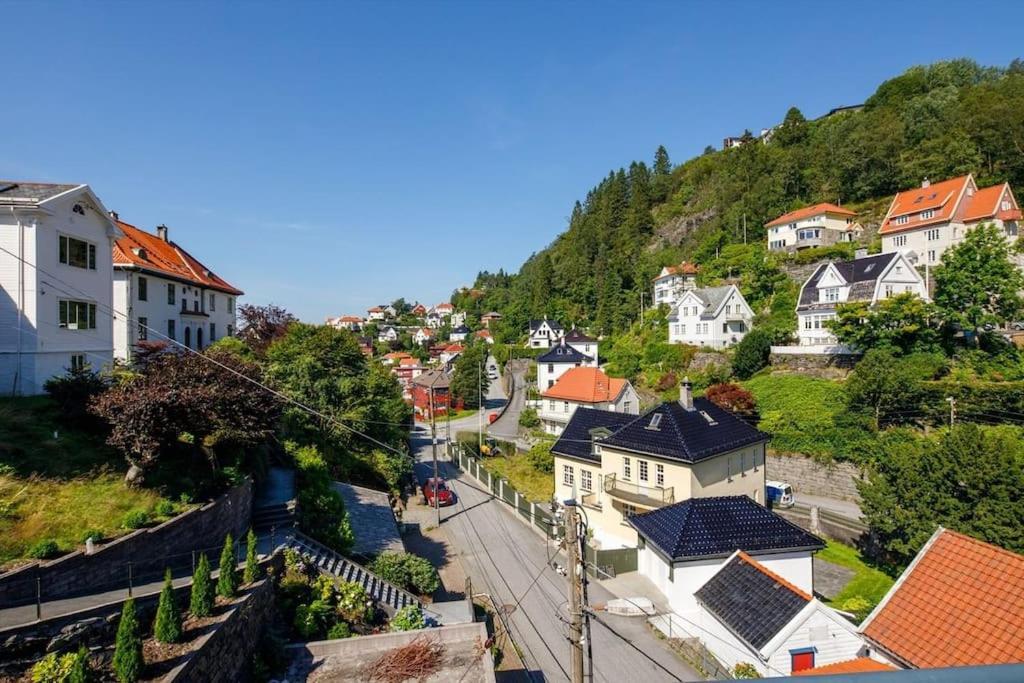 Lejlighed Floor With Mountain View, Terrace 22sqm, Free Parking Bergen