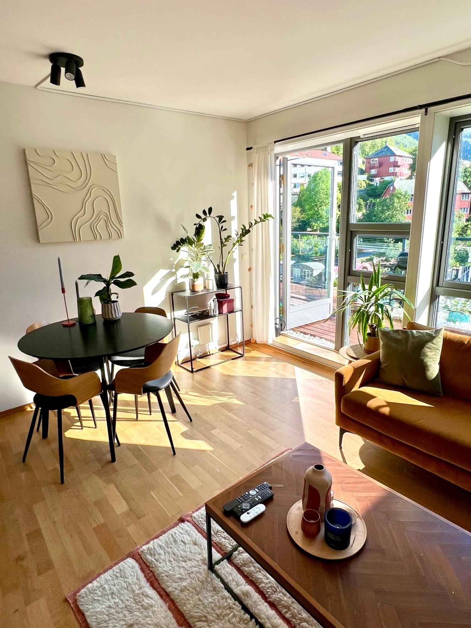Floor With Mountain View, Terrace 22sqm, Free Parking Lejlighed *