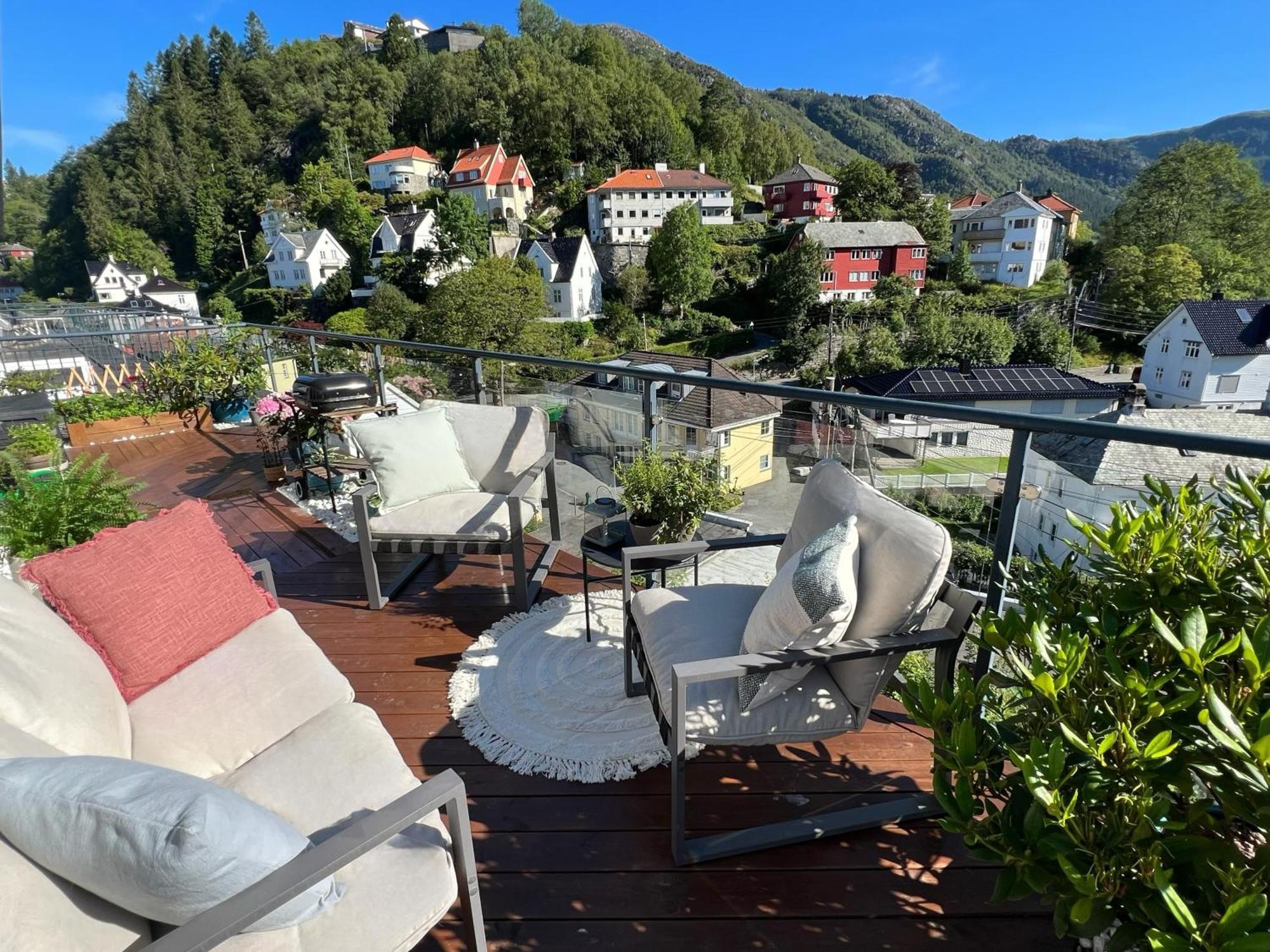Floor With Mountain View, Terrace 22sqm, Free Parking Lejlighed Bergen